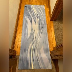 Lululemon Yoga Mat